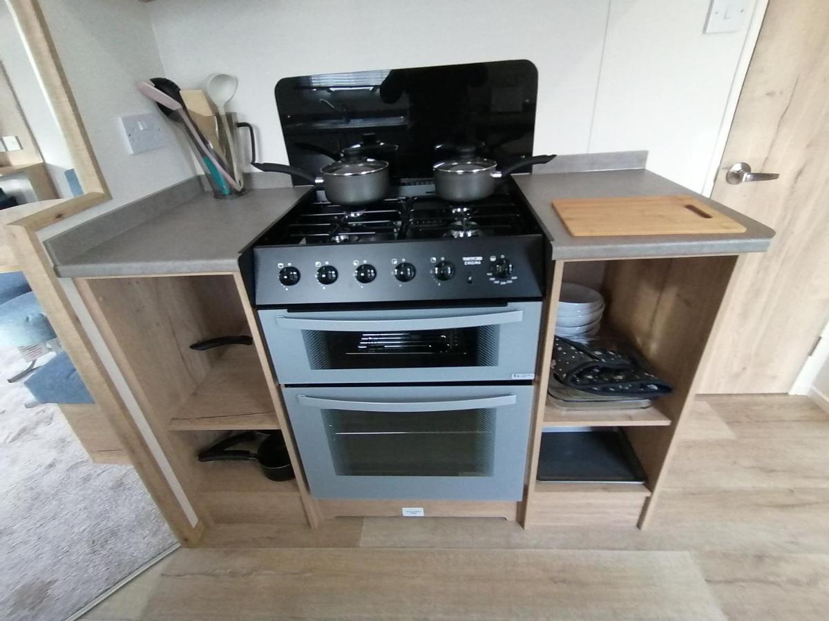 Apartment 69r Seawick 2 Bedroom Caravan . New For 2022 *