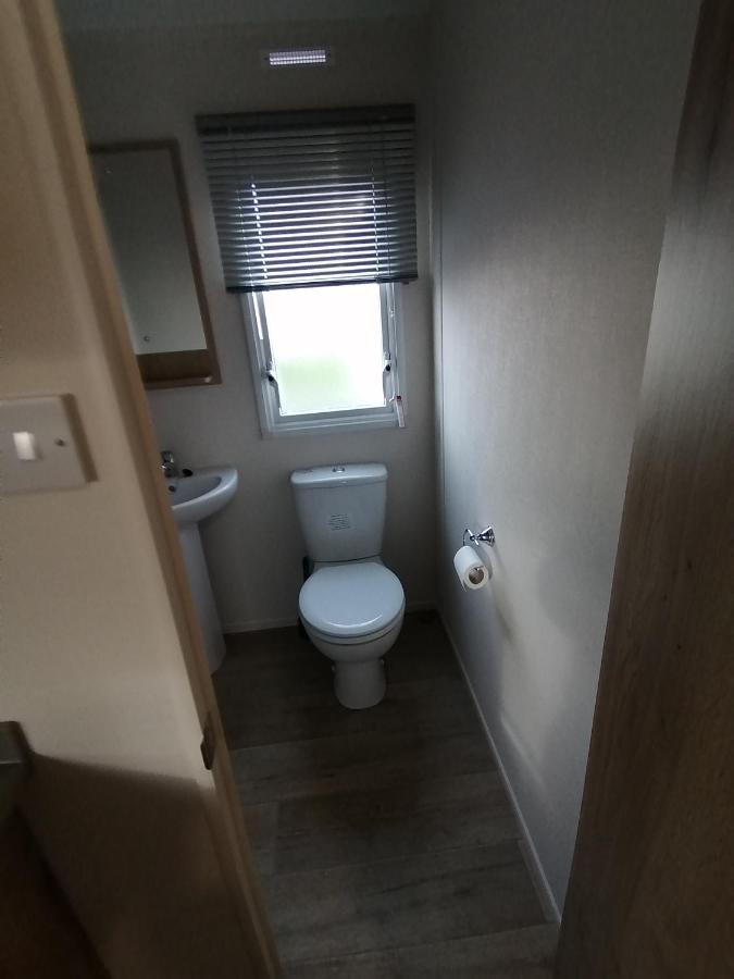 69r Seawick 2 Bedroom Caravan . New For 2022