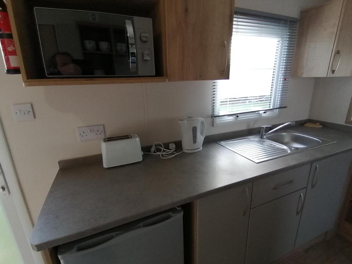 69r Seawick 2 Bedroom Caravan . New For 2022 * Saint Osyth
