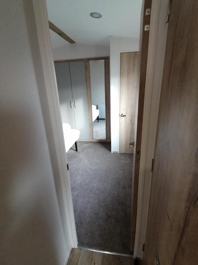 69r Seawick 2 Bedroom Caravan . New For 2022